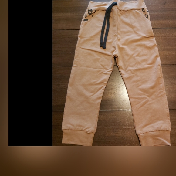 Toddler Girls matching sweatsuit - Picture 4 of 5